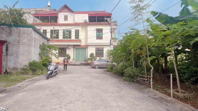 Lô đất Xuân Khanh Sơn Tây giá tốt, gần khu dân cư