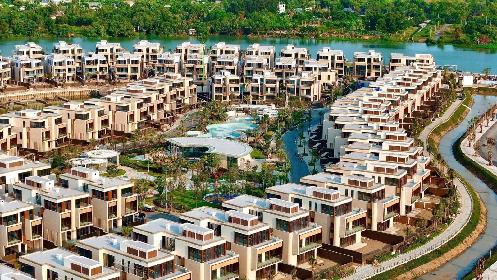 nguyen-thi-hue-bat-dong-san