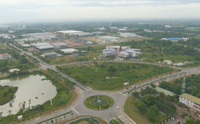 nguyen-thi-hue-dat-hoa-lac (1)