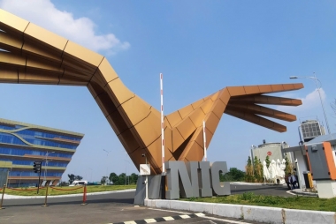 nguyen-thi-hue-dat-hoa-lac (1)